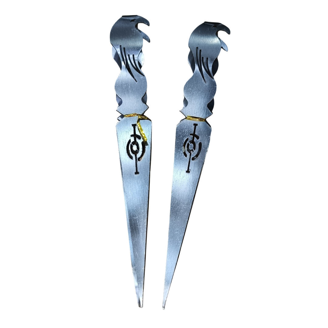 Blade Design Metal Tongs