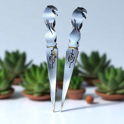Blade Design Metal Tongs