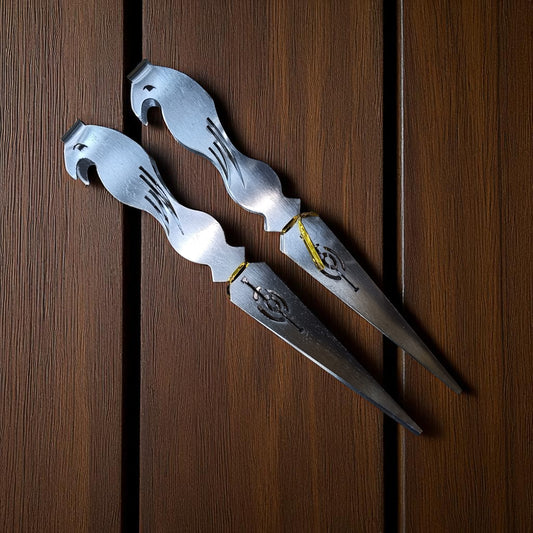 Blade Design Metal Tongs